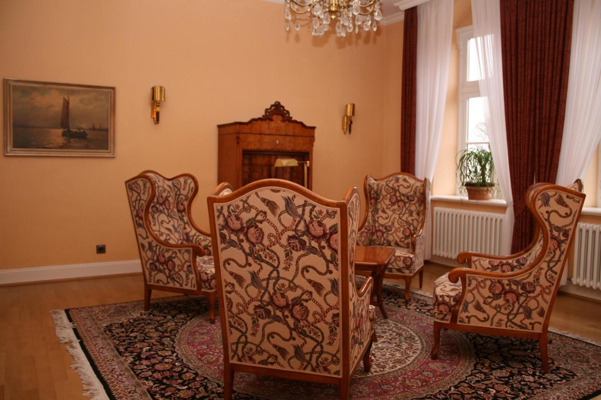 Hotel Altes Gymnasium Husum Kültér fotó