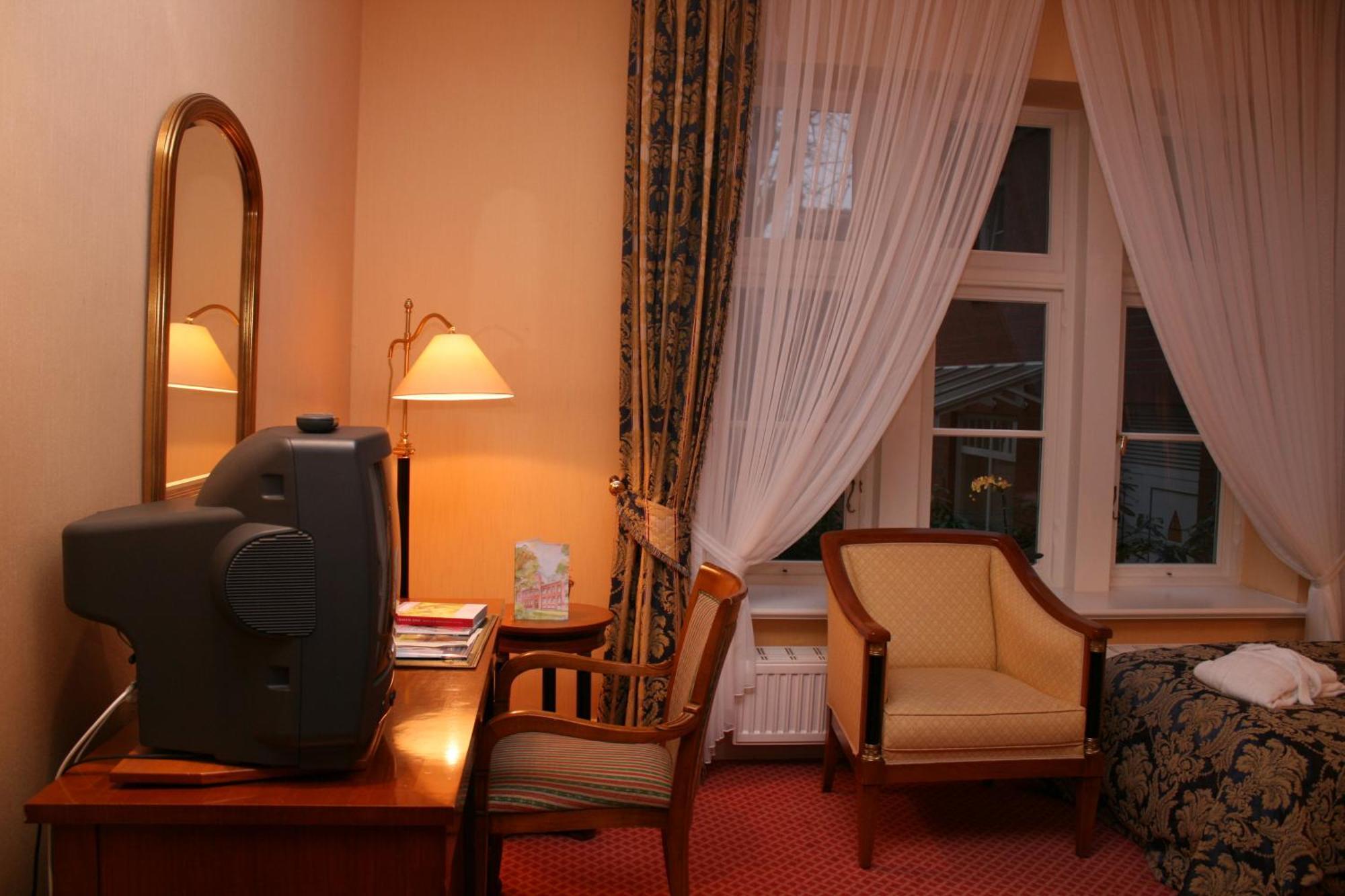 Hotel Altes Gymnasium Husum Kültér fotó