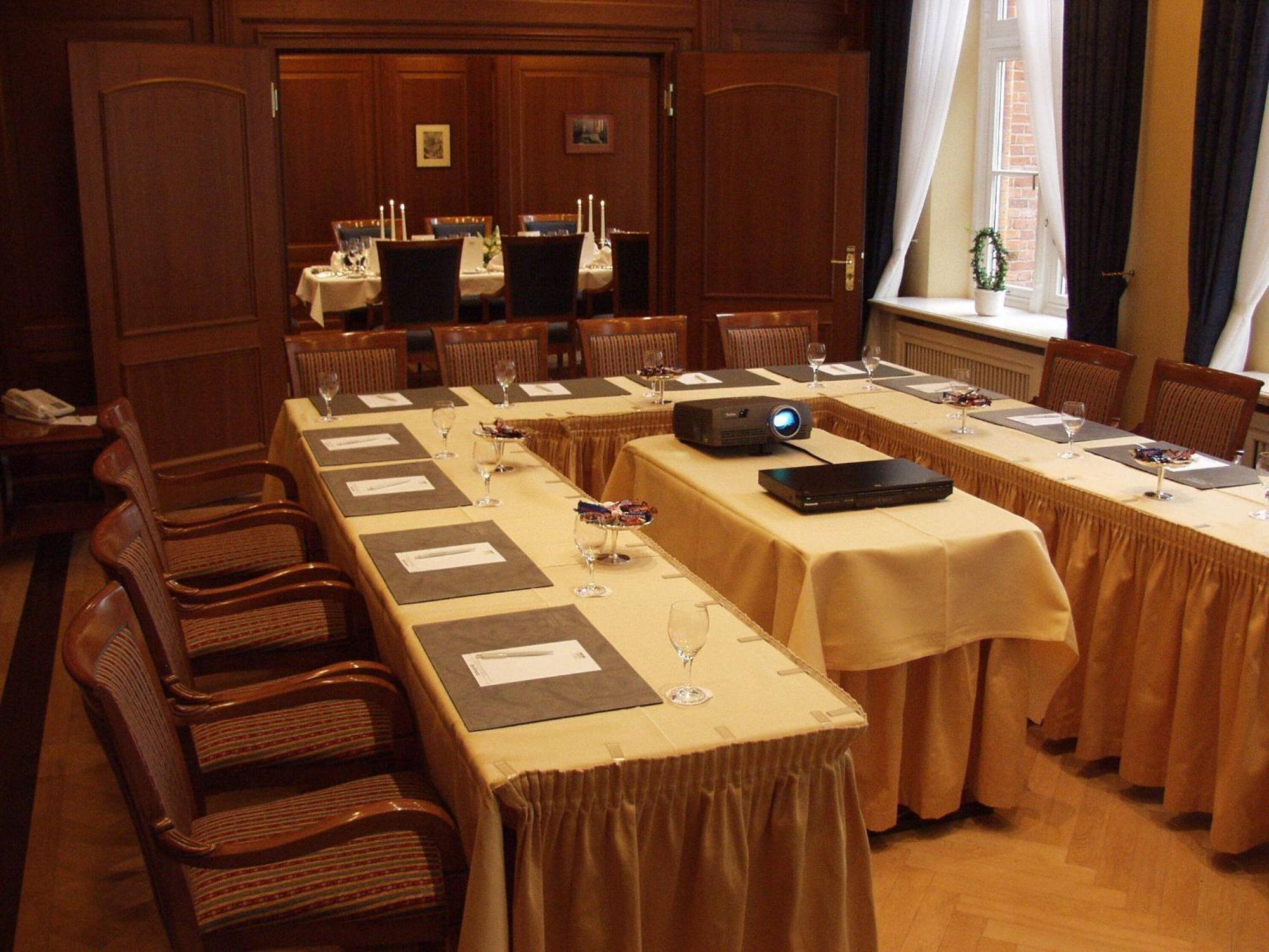 Hotel Altes Gymnasium Husum Kültér fotó
